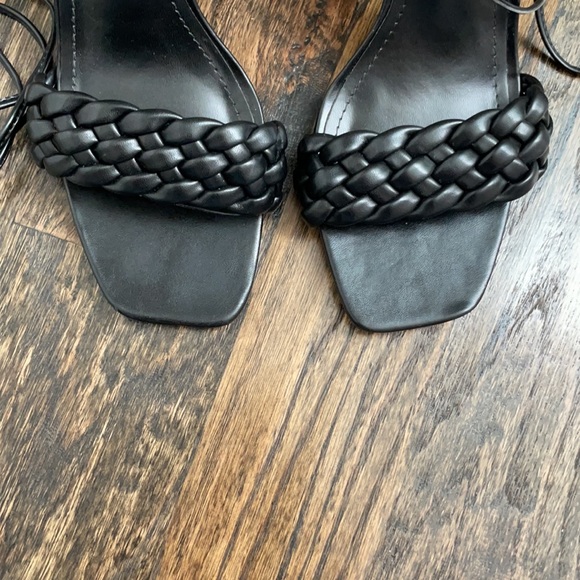 Black square open toe heels with ankle straps - Picture 5 of 7